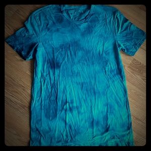 Large mens Columbia shirt